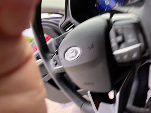 Used 2022 Ford Escape SEL w/ Technology Package image 33