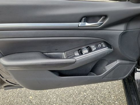 Certified 2023 Nissan Altima 2.5 SV image 17