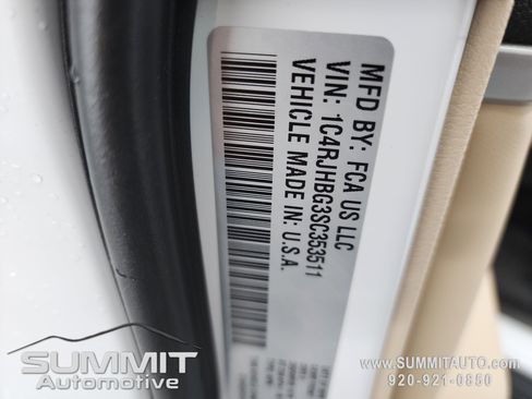 New 2025 Jeep Grand Cherokee Limited w/ Luxury Tech Group II image 74