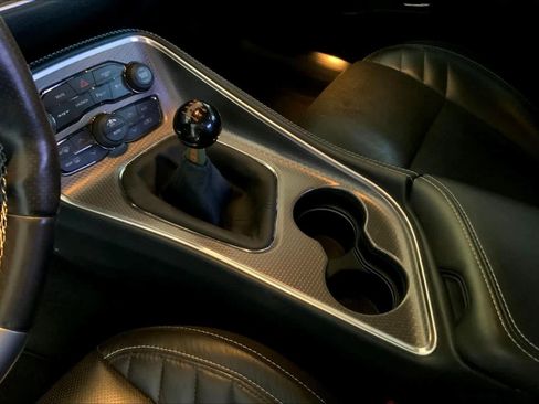 Used 2019 Dodge Challenger SRT Hellcat w/ Laguna Leather Package image 15