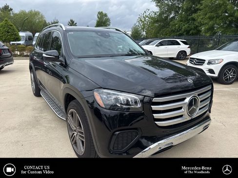 Used 2026 Mercedes-Benz GLS 450 4MATIC image 1