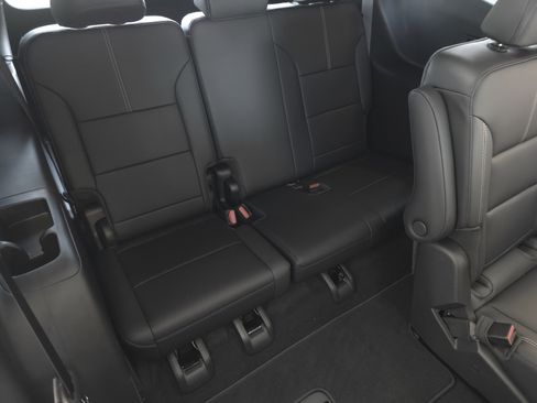New 2026 GMC Yukon XL Denali w/ Denali Reserve Package AWD/4WD image 40
