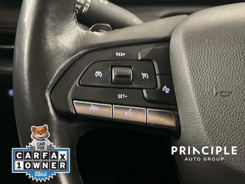 Used 2024 Cadillac XT4 Premium Luxury image 18