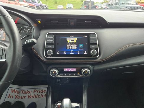 Used 2020 Nissan Kicks SR FWD image 19
