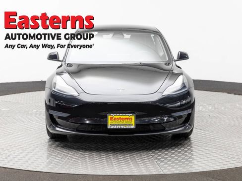 Used 2023 Tesla Model 3 Standard Range RWD image 2