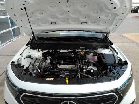 Used 2022 Mercedes-Benz EQB 300 4MATIC image 52