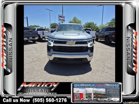 Used 2025 Chevrolet Silverado 1500 LT AWD/4WD image 6
