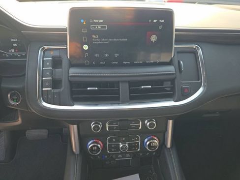 Used 2022 GMC Yukon XL SLT w/ SLT Premium Package AWD/4WD image 19