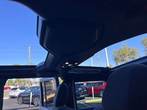 Used 2023 Jeep Wrangler Unlimited Rubicon 4xe w/ Steel Bumper Group image 25