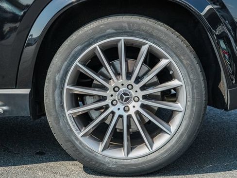 Used 2024 Mercedes-Benz GLE 450e 4MATIC image 19