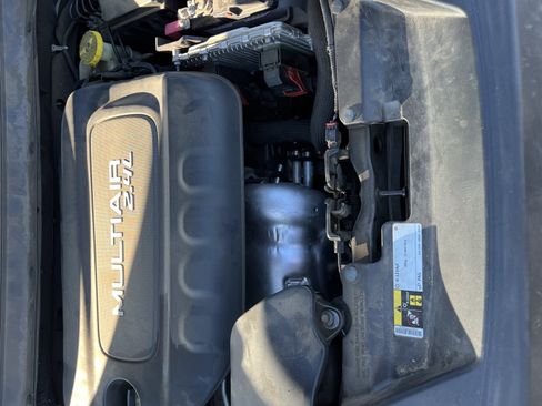 Used 2014 Jeep Cherokee Limited w/ Luxury Group image 36