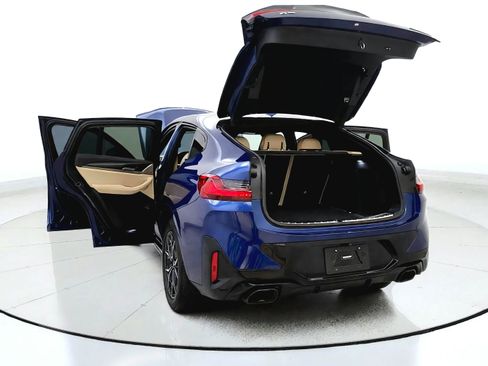 Used 2022 BMW X4 M40i w/ Premium Package AWD/4WD image 13
