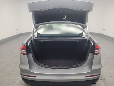 Used 2020 Ford Fusion SEL image 29