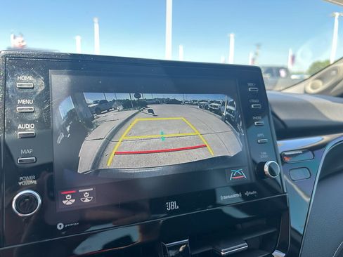 Used 2022 Toyota Camry XSE FWD image 19