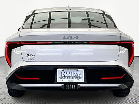 Used 2025 Kia K4 LXS image 4