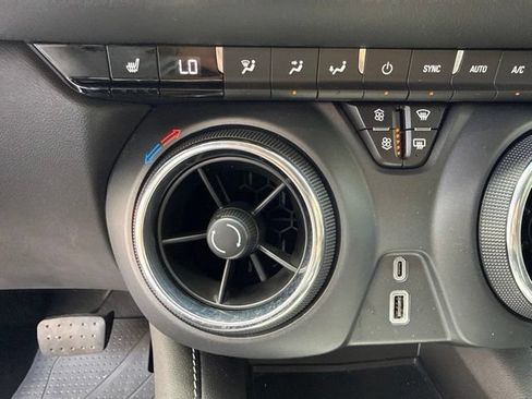 Used 2024 Chevrolet Blazer LT w/ LPO, Floor Liner Package FWD image 18