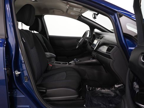 Used 2024 Nissan Leaf SV Plus image 9