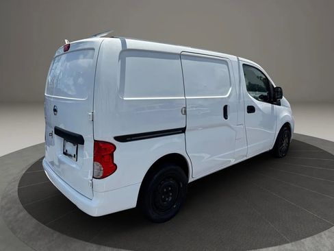 Used 2021 Nissan NV200 S image 8