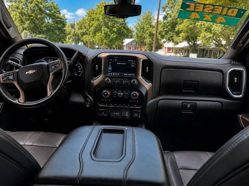 Used 2021 Chevrolet Silverado 2500 High Country w/ Z71 Off-Road Package AWD/4WD image 14