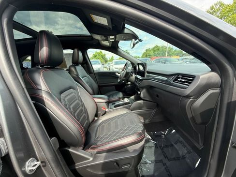 Used 2023 Ford Escape ST-Line Elite w/ Premium Technology Package AWD/4WD image 25