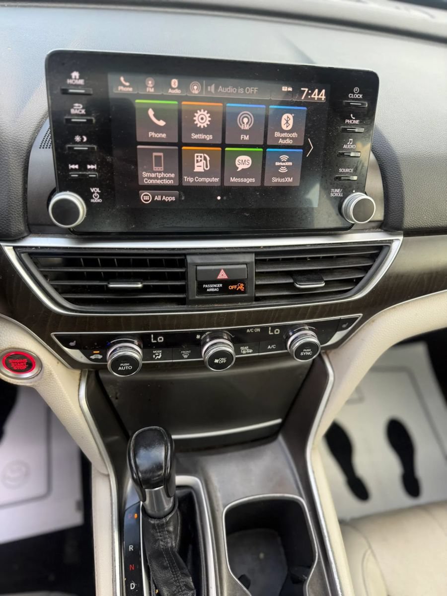 Used 2018 Honda Accord EX-L image 9