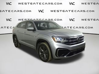 Used 2020 Volkswagen Atlas Cross Sport SE w/ Towing Package video 2
