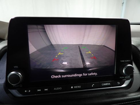 Used 2021 Nissan Rogue S AWD/4WD image 18