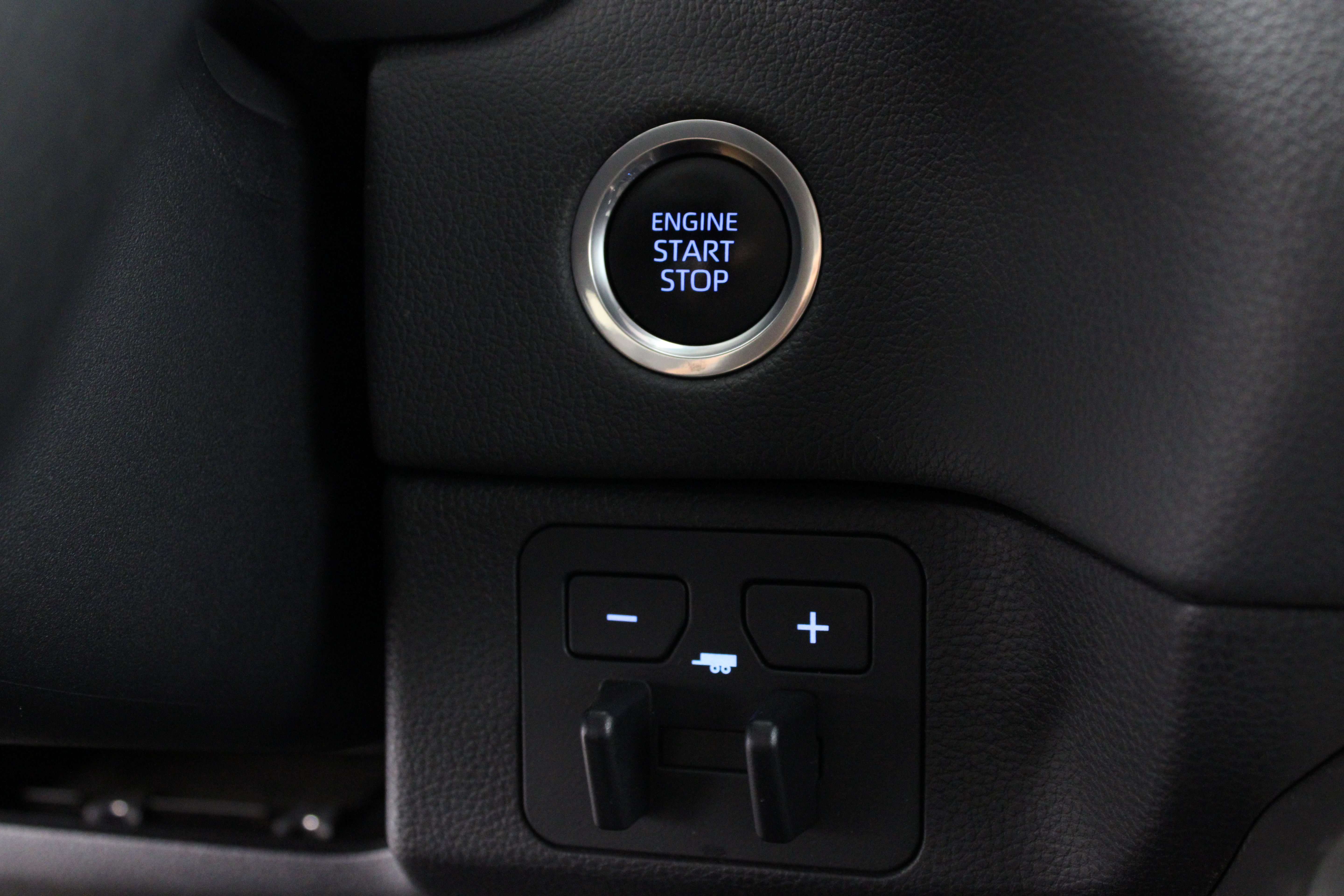 Used 2023 Toyota Tundra Limited RWD image 19