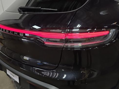 Certified 2025 Porsche Macan image 29