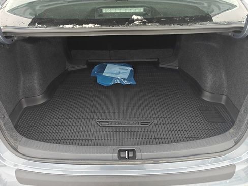 Used 2025 Toyota Corolla LE image 15