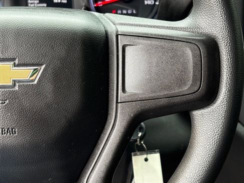 Used 2021 Chevrolet Silverado 1500 Custom image 21