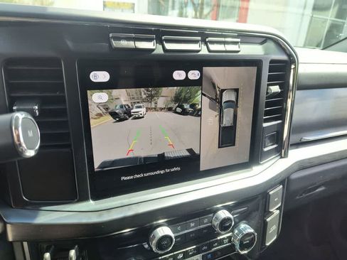 Used 2024 Ford F350 Lariat w/ FX4 Off-Road Package image 17