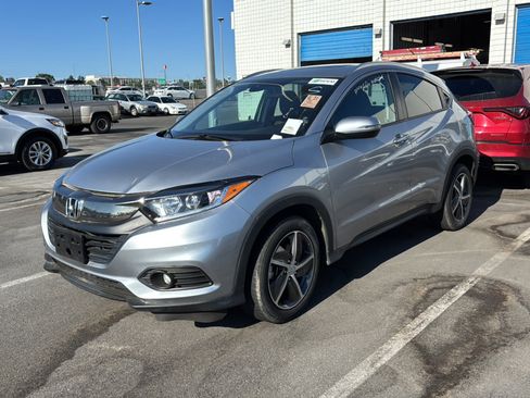 Used 2022 Honda HR-V EX image 1