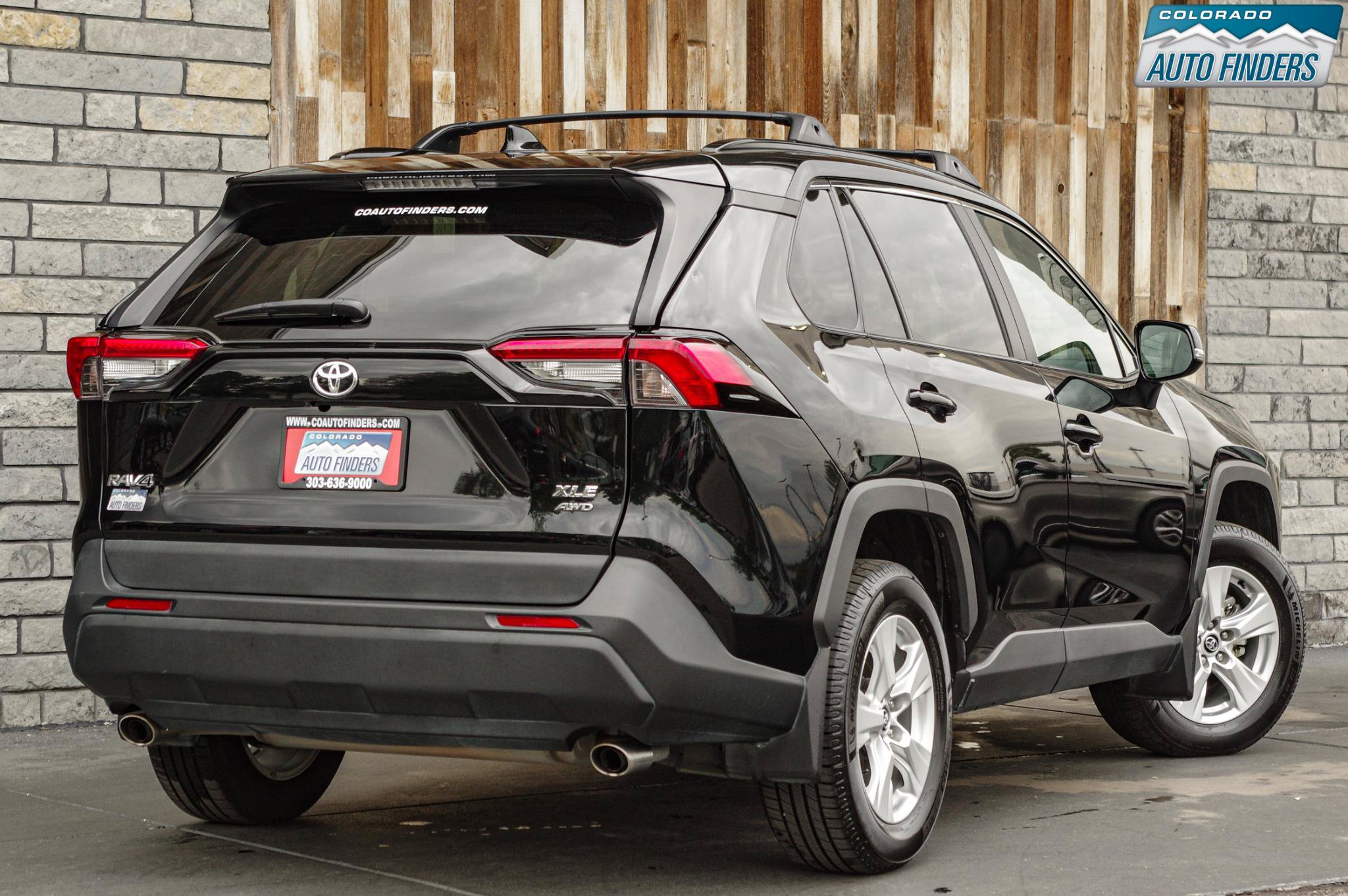 Used 2020 Toyota RAV4 XLE w/ Convenience Package AWD/4WD image 7