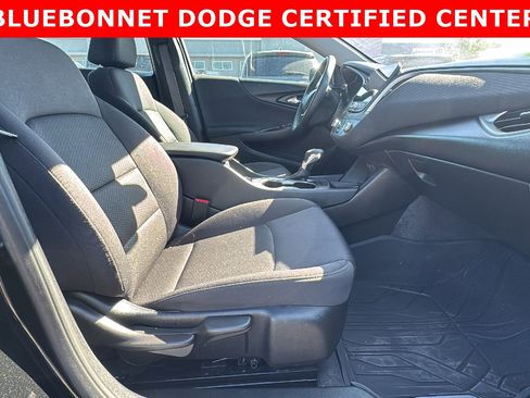 Used 2025 Chevrolet Malibu RS w/ LPO, Floor Liner Package image 27