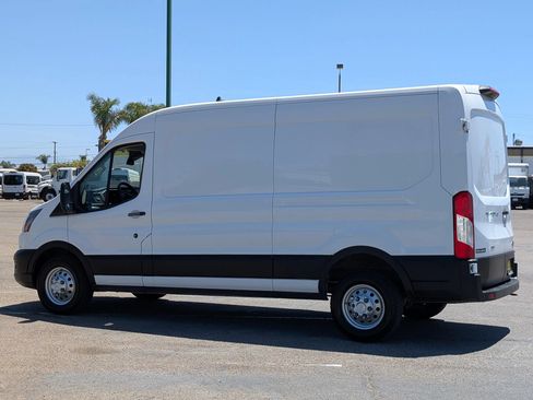 Used 2023 Ford Transit 250 Medium Roof AWD w/ Load Area Protection Package image 5
