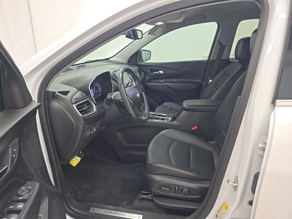 Used 2020 Chevrolet Equinox Premier FWD image 3