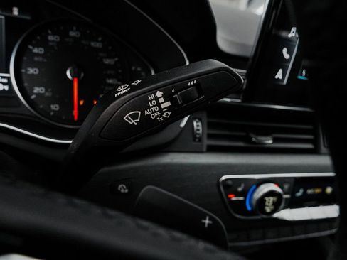 Used 2023 Audi A4 2.0T Premium w/ Convenience Package image 27