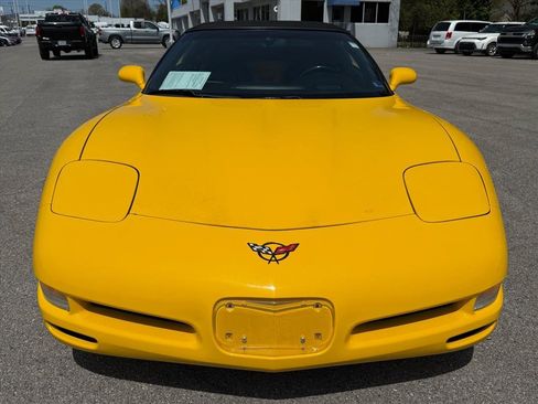 Used 2002 Chevrolet Corvette Convertible w/ Preferred Equipment Group2 image 11