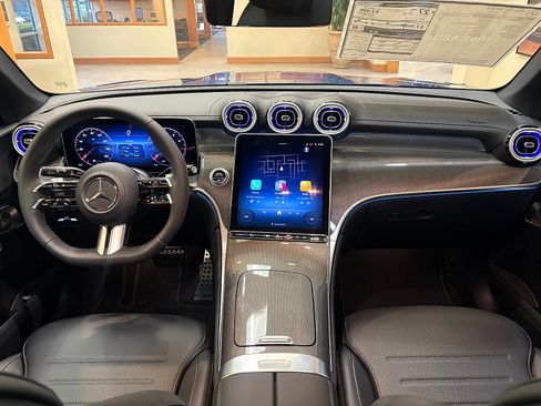 New 2026 Mercedes-Benz GLC 300 image 15