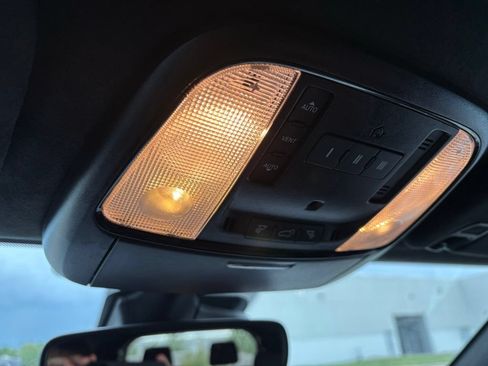 Used 2024 Dodge Durango R/T AWD/4WD image 19