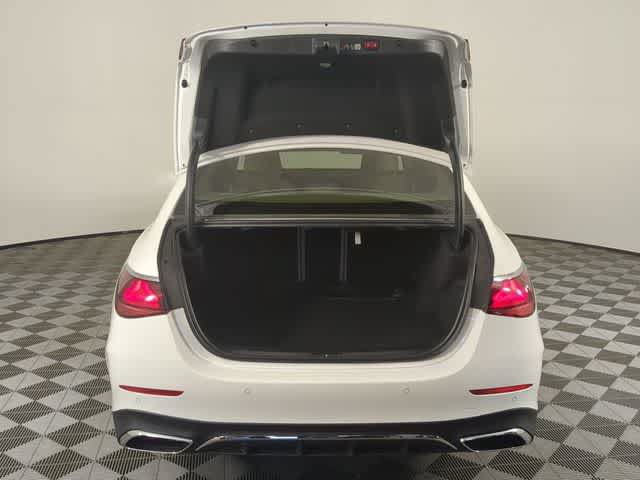 Used 2026 Mercedes-Benz E 350 4MATIC Sedan image 35