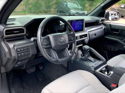 Used 2025 Toyota Tacoma SR5 image 15