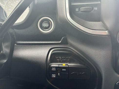 Used 2023 RAM 2500 Big Horn w/ Level 1 Equipment Group image 30