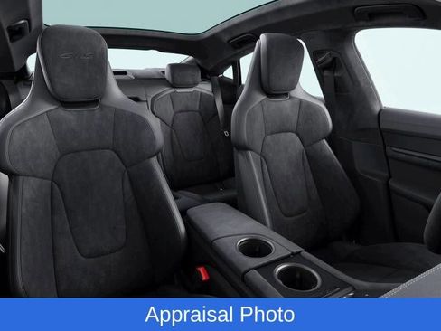 Certified 2022 Porsche Taycan GTS AWD/4WD image 7