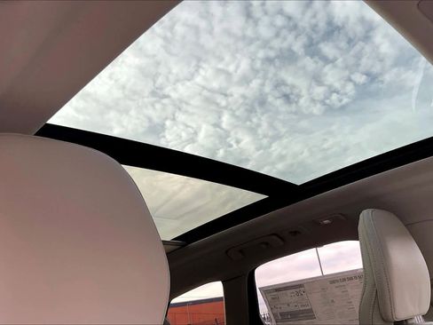 New 2026 Volvo XC60 B5 Ultra w/ Protection Package Premier image 29