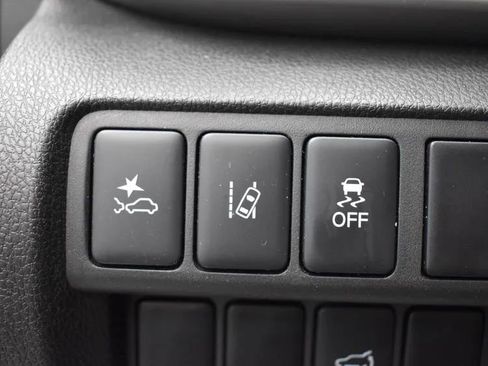 Used 2024 Mitsubishi Eclipse Cross SE image 24