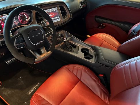 Used 2023 Dodge Challenger SRT Hellcat image 9