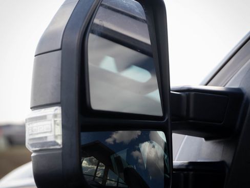 Used 2018 Ford F250 XLT image 22