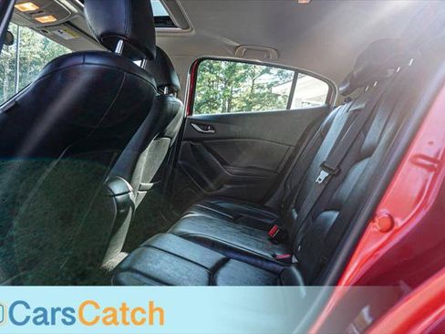 Used 2018 MAZDA MAZDA3 Touring FWD image 18